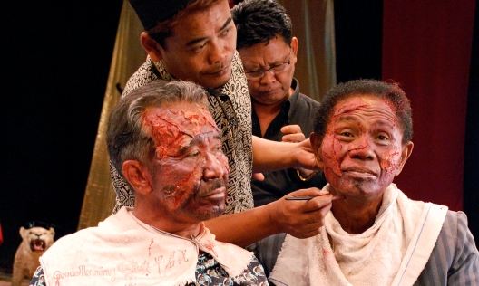 MAMI 2013 - The Act of killing - An Indonesian film by Joshua Oppenheimer.